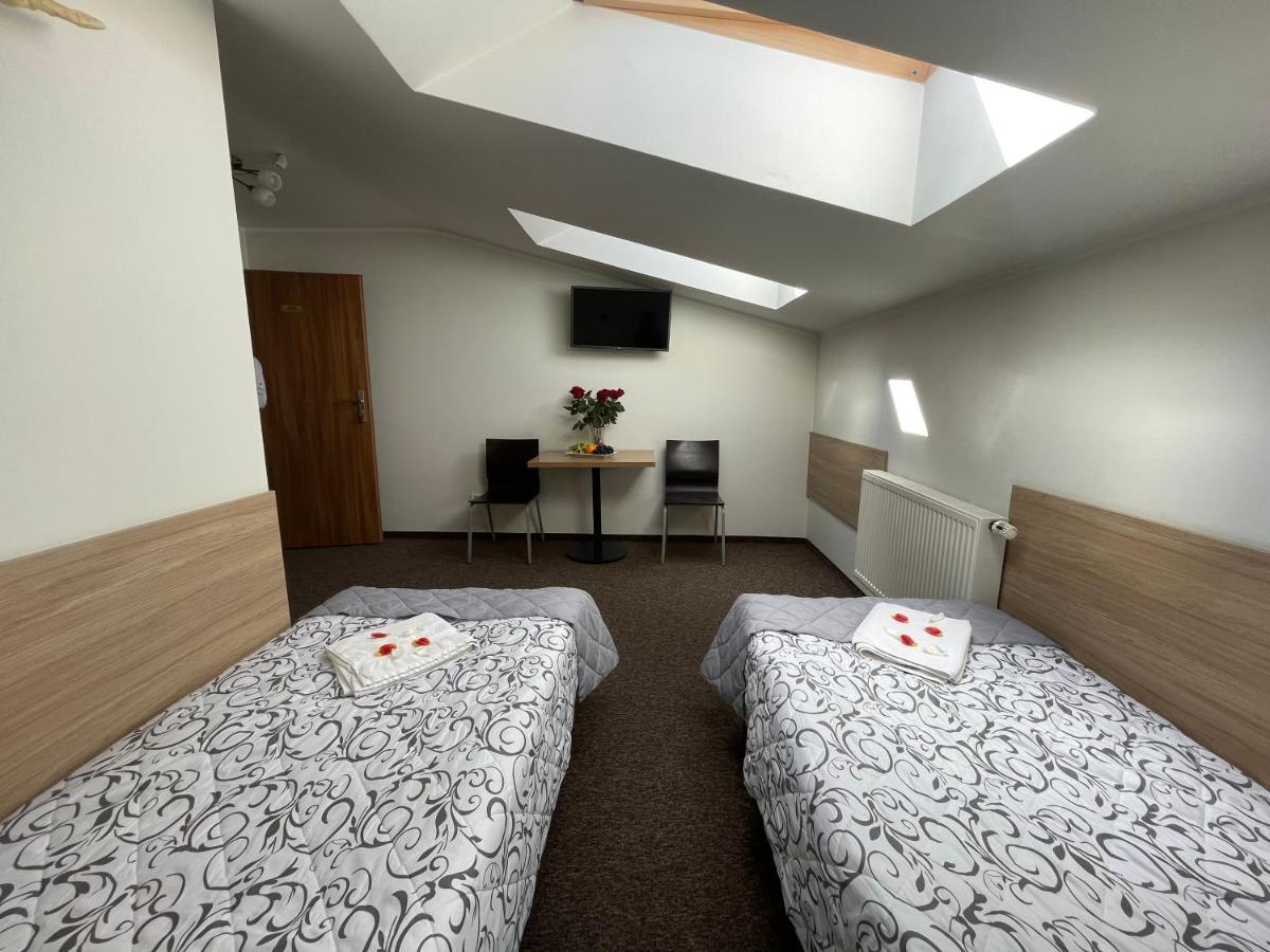 Hotelik Gold Рашин Экстерьер фото