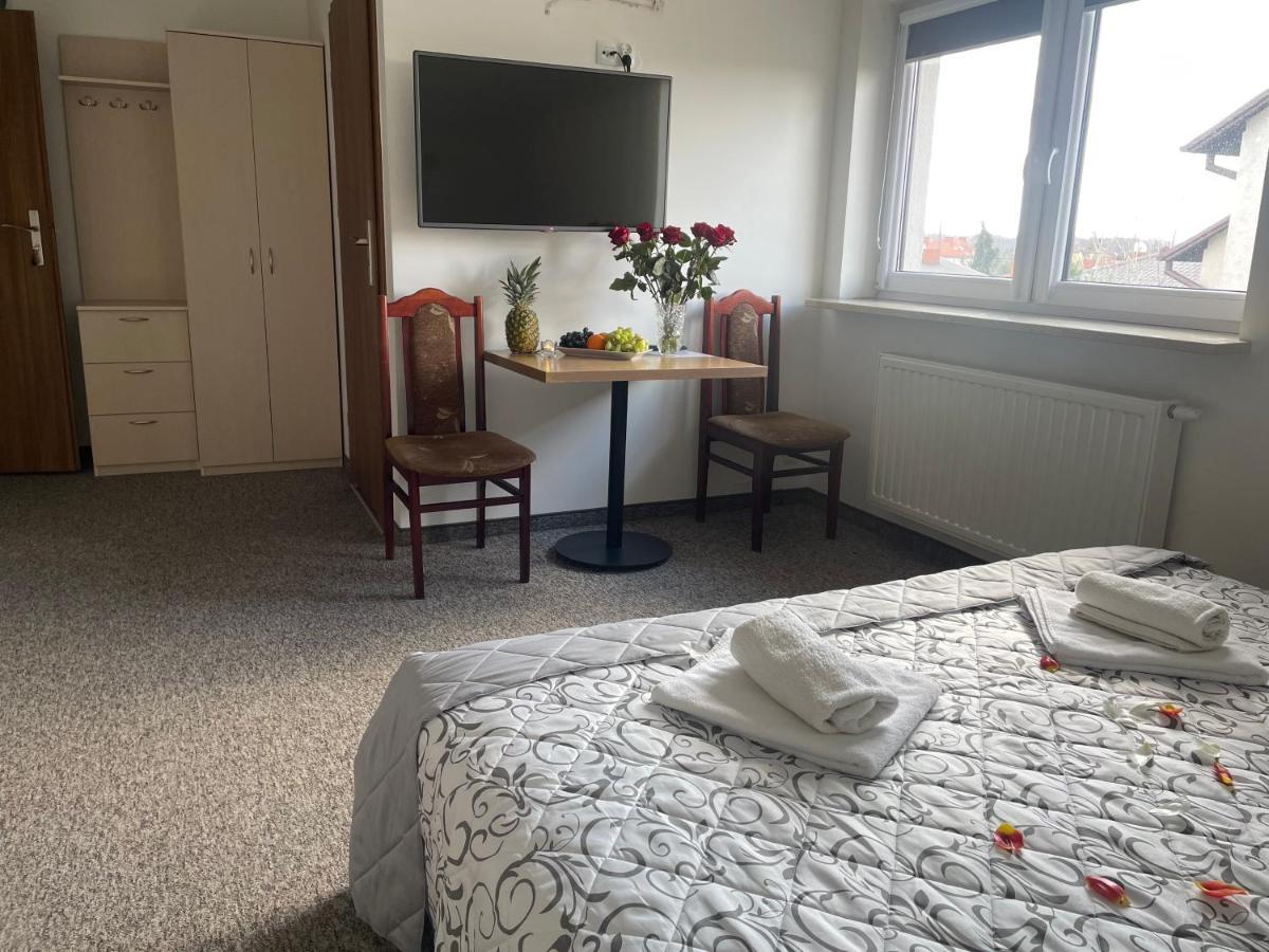 Hotelik Gold Рашин Экстерьер фото