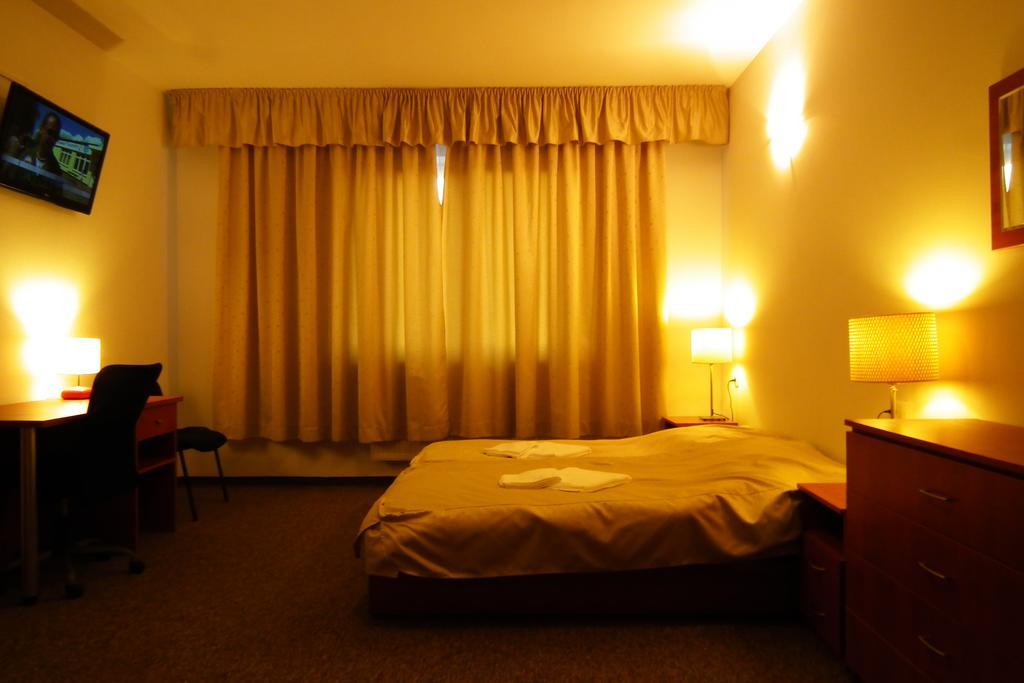 Hotelik Gold Рашин Экстерьер фото